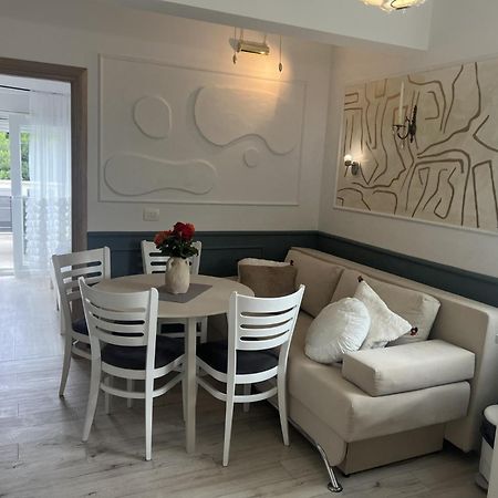Apartamento By The Sea Kaštela Exterior foto